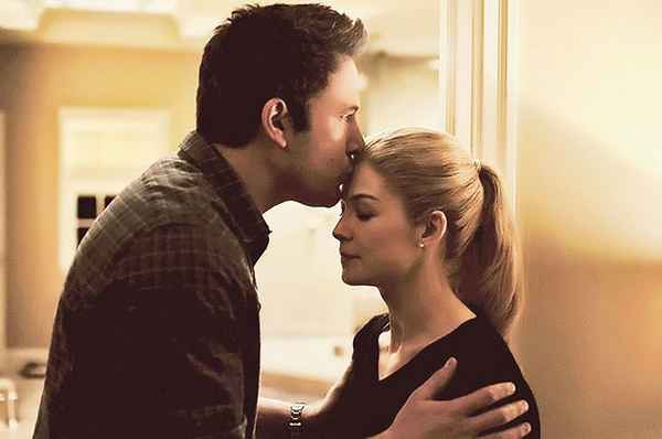 Рецензия к фильму "Исчезнувшая" (2014). Исчезни с глаз моих...