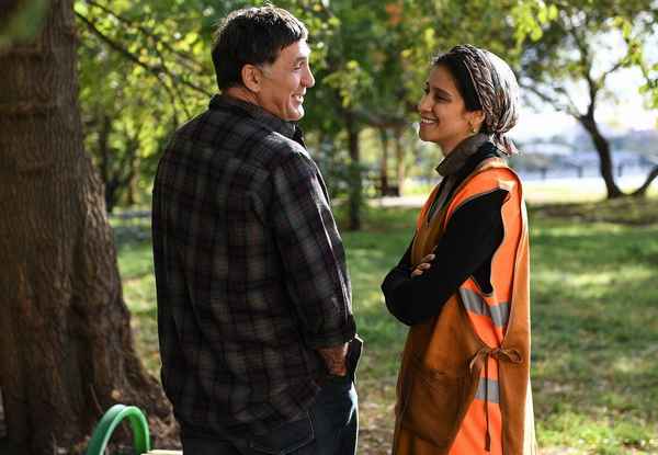 Сериал "А у нас во дворе" 2: содержание серий