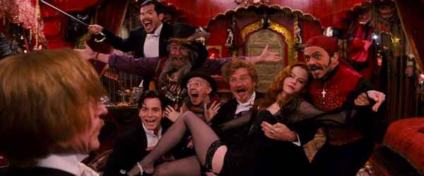 Рецензия к фильму "Мулен Руж" (2001). Шоу должно продолжаться!