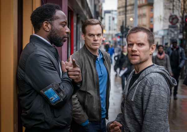 ТОП 100 сериалов, которые стоит посмотреть