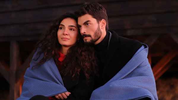 Книга по которой снят фильм "Ветреный" Турция