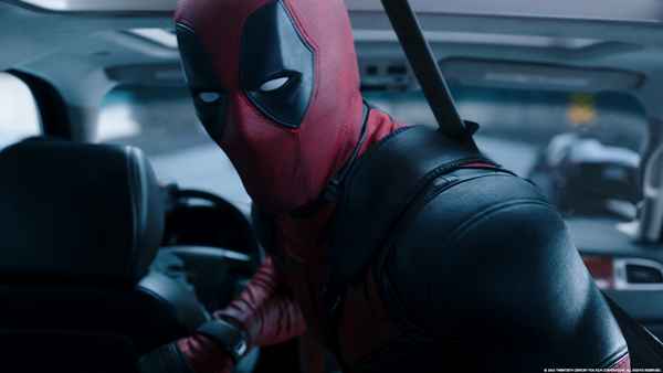 Рецензия к фильму "Дэдпул" (2016). "Яйца в кулак!"