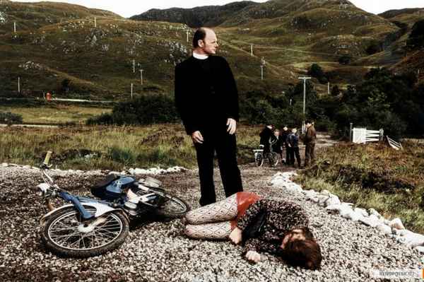 Рецензия к фильму "Рассекая волны" (1996). СТЕНА