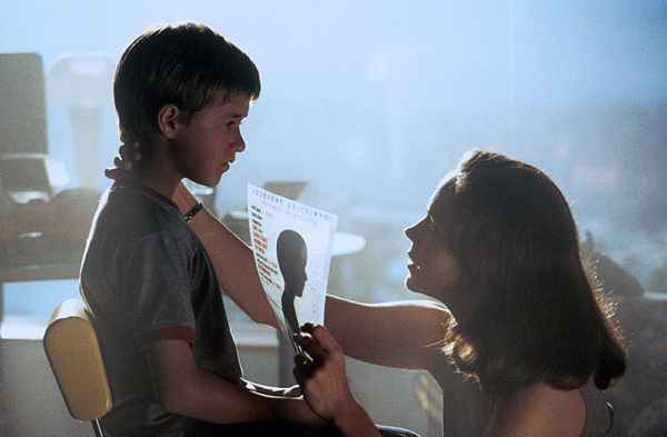 Рецензия к фильму "Искусственный разум" (2001). «Маман, это игра?» (На конкурс)