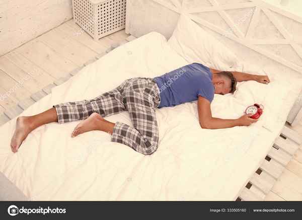 Рецензия к сериалу "Спящие" (2016). Пора просыпаться