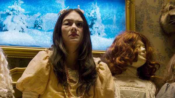 Рецензия к фильму "Страна призpaков" (2018). Мучения продолжаются