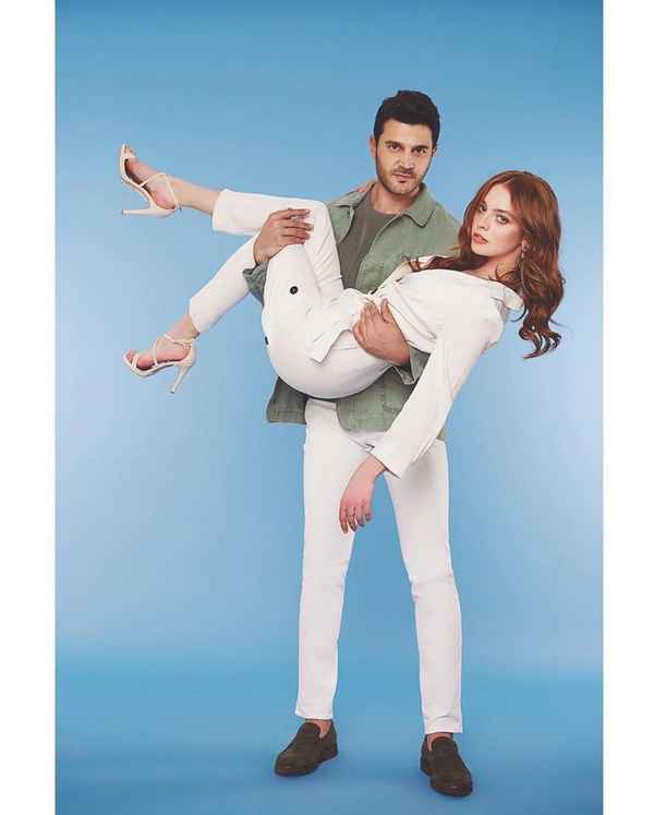 Буpaк Севинч: биография, личная жизнь