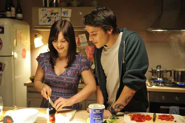 Турецкий сериал "Любовь напоказ": актеры и роли