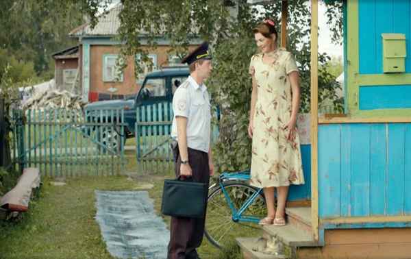 Сериал "Мама Лора": актеры и роли