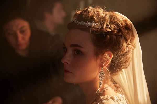 Сериал "Екатерина. Самозванцы": актеры и роли