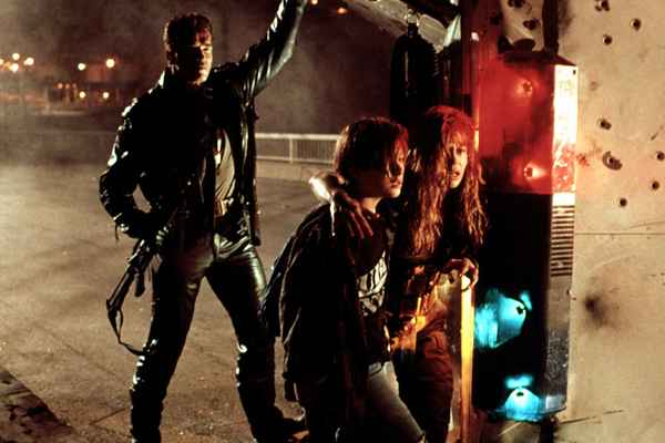 Терминатор 2: Судный день ( Terminator 2: Judgment Day ),  1991
