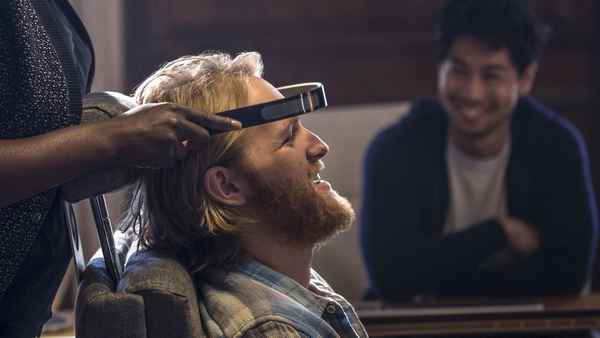 Черное зеркало: описание каждой серии и содержание сериала (список)