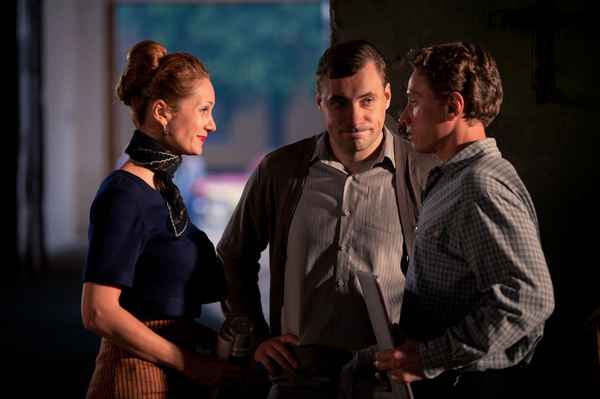 Оттепель (сериал): описание серий