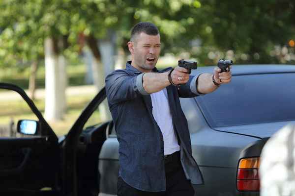 Сериал "Чужая стая": актеры и роли, сколько серий, где снимали