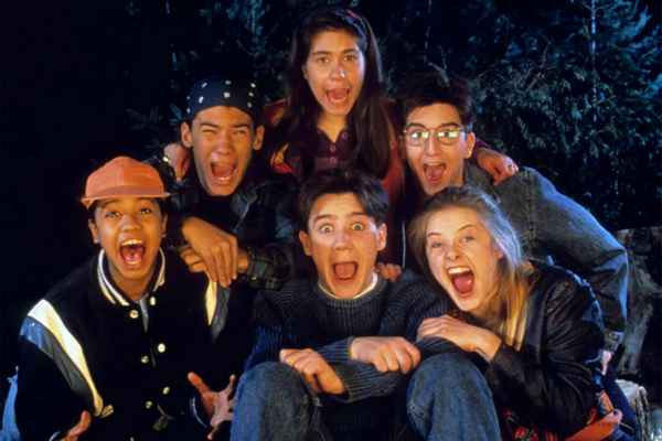 Рецензия к сериалу "Боишься ли ты темноты?" (1991-1996). Не смотри это на ночь глядя!