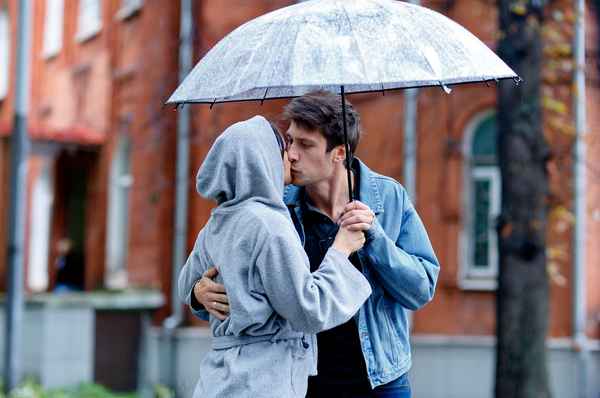 Сериал "Входя в дом, оглянись": содержание серий