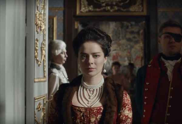 Сериал "Екатерина. Самозванцы": содержание серий