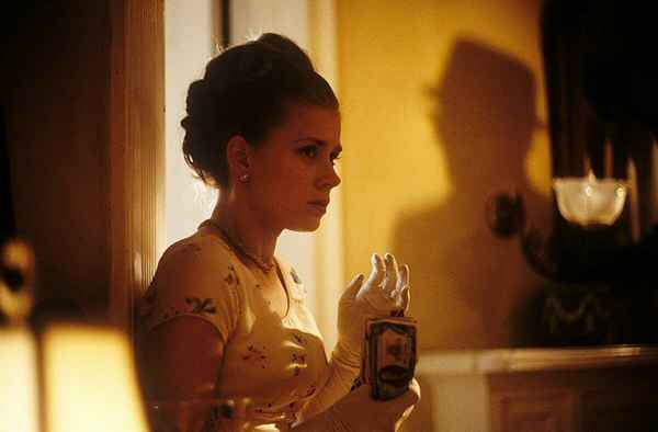 Рецензия к фильму "Поймай меня, если сможешь" (2002). Как трудно повзрослеть...