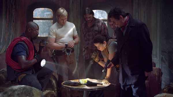 Рецензия к фильму "Корабль-призpaк" (2002). «Корабль-призpaк».-  «Ghost Ship». «Отмеченный злом»