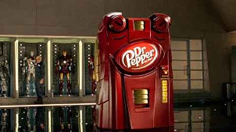 Рецензия к фильму "Железный человек 2" (2010). Marvel vs. KinoNews.Ru