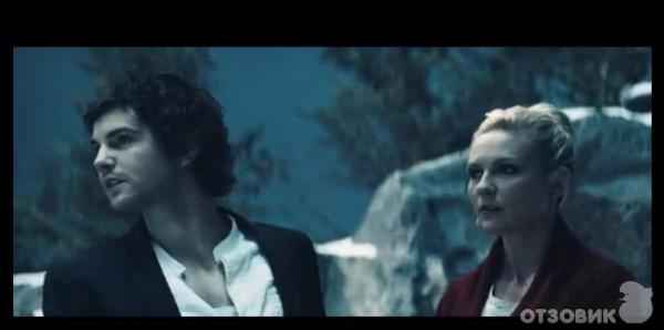 Рецензия к фильму "Параллельные миры" (2012). Сказка о любви