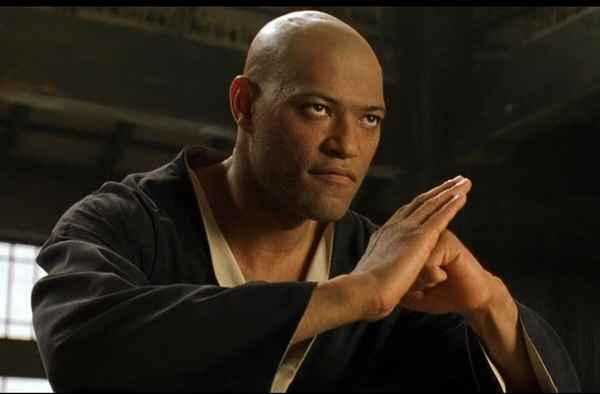 Рецензия к фильму "Матрица" (1999). Ты ее частица...