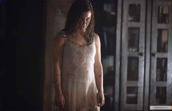 Рецензия к фильму "Зловещие мертвецы: Черная книга" (2013). Возвращение демонов.