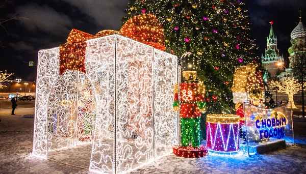 Новый год 2019 в парке «Зарядье»: программа мероприятий