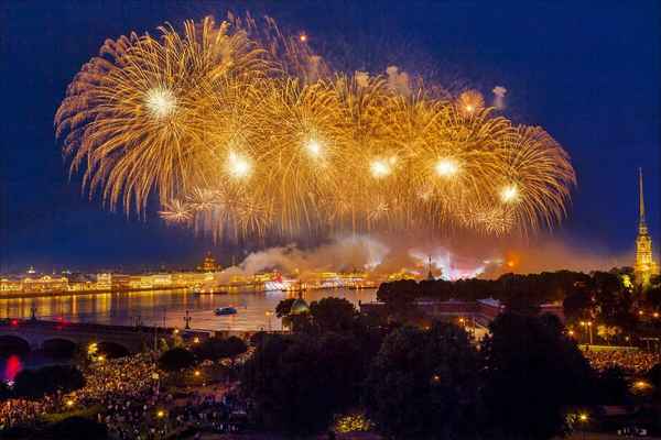 Новый год 2019 Санкт-Петербург - во сколько салют?