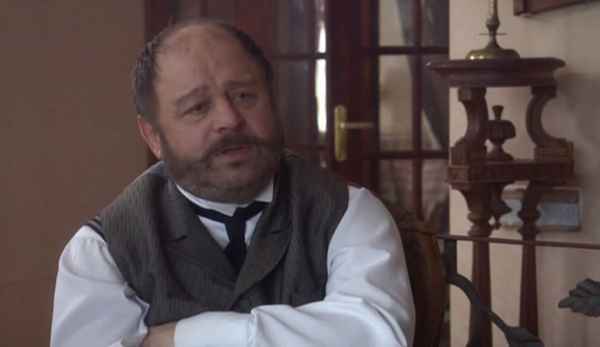 Рецензия к фильму "Сыщик" (2007). Театр двух актёров