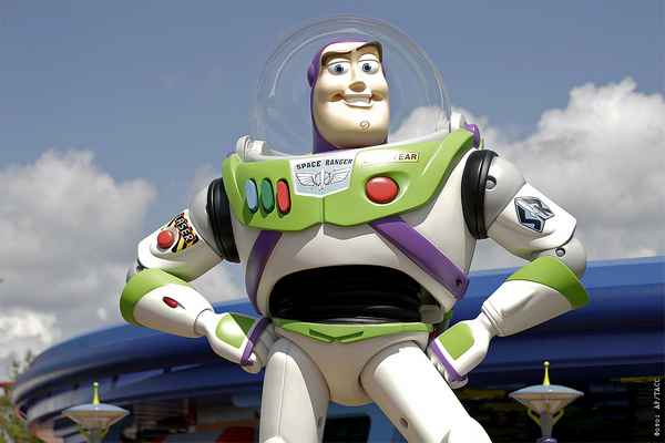 Рецензия к мультфильму "История игрушек" (1995). "Бесконечность не предел!"