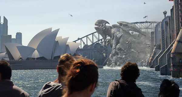 Рецензия к фильму "Тихоокеанский рубеж" (2013). 100 дней после детства