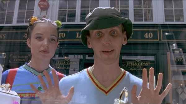 Рецензия к фильму "Кислотный дом" (1998). Едкая норма !