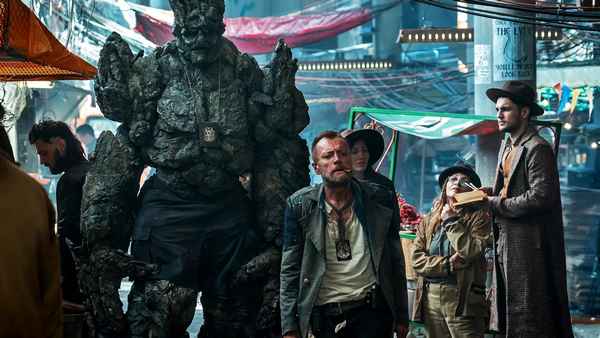 Последние новинки кино 2017: список (которые уже вышли), рейтинг фильмов, топ лучших по мнению зрителей и каталог самых просматриваемых