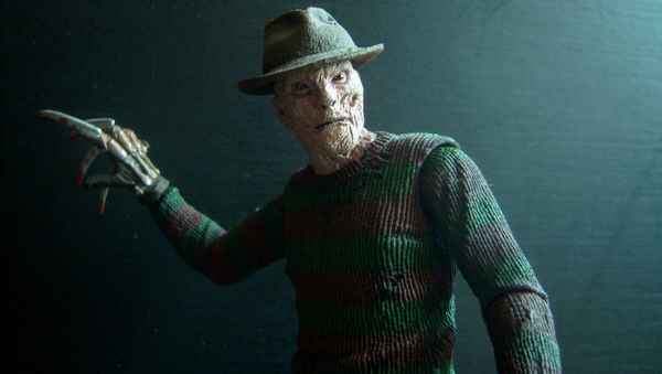 Рецензия к фильму "Кошмар на улице Вязов" (2010). Фредди жив