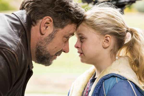 Отцы и дочери ( Fathers & Daughters ),  2014