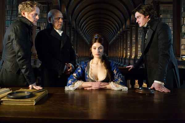 Рецензия к фильму "Византия" (2012). Тьма пустоты отчаянья